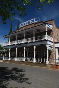 Jamestown Hotel - Image 2