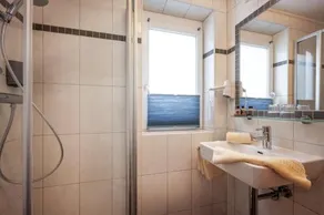 Haus Romeo - Image 4