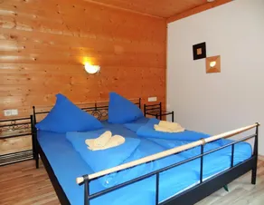 Large Holiday Home With Garden and Balcony in Otztal - Image 3