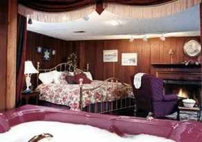 Hideaway Country Inn - Image 3