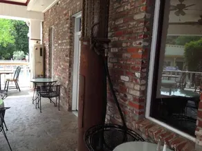 Jamestown Hotel - Image 4