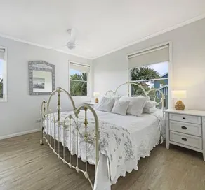 Studio Seaside Self-contained apartment - Image 5