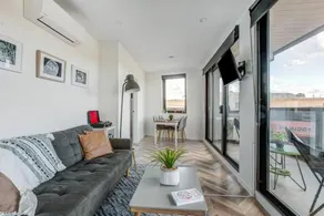 201/131 Plenty Rd, Preston  · Contemporary Apt, cafes, wifi, trams & parking - Image 2