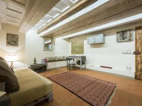 Charming and cozy apartment via Maggio - Image 4