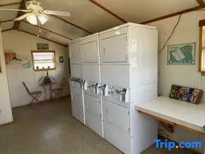 Silver Wind RV Park and Cabins - Image 5
