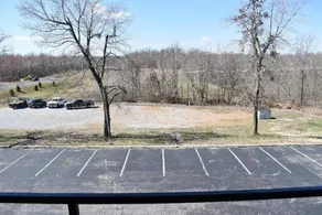 Econo Lodge Inn & Suites Gilbertsville - Image 3