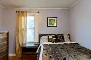 Amazing 5 Bedroom Downtown Ferndale House - Image 4