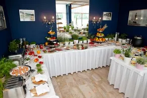 Tennis & Yacht Hotel - Image 5