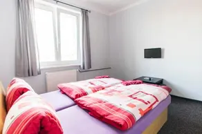 Garni Hotel Tachov - Image 5