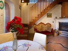Independent Cottage in Ponte Nelle Alpi, With Private Garden, Wi-fi and Jacuzzi - Image 3