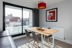 Apartment 4 Lyons House - Image 3