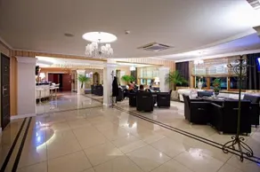 Hotel Gold - Image 4