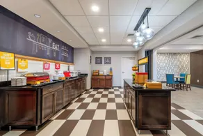 Hampton Inn Dahlgren - Image 3