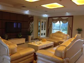 Cen Yang Hotel - Image 2