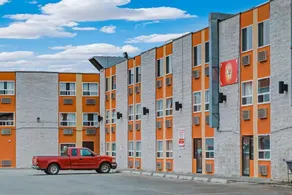 Airport Travellers Inn - Image 4