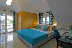 Joya Ofrynio Stylish Suites - Image 2