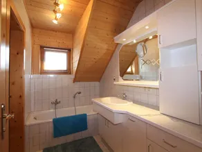 Gorgeous Holiday Home near Ski Area in Bad Kleinkirchheim - Image 2