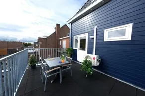 Fantastic 90m² Two-Bedroom Apartment with Terrace - Image 2