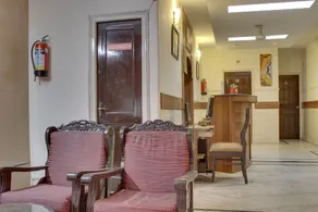 The Blooms Hotel - Image 3