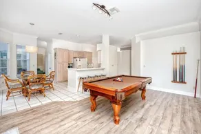#3 Large 4 Bedroom 3 Bathroom Vacation House With Heated Swimming Pool - Image 4
