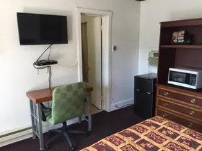 Getaway Inn - Image 2