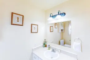 Cottage At Nye Beach - Image 3