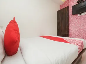Hotel Mantra Residency by OYO Rooms - Image 2