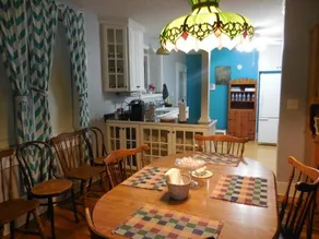 Newhouse Family Inn - Image 5