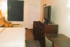 Jackson Inn - Image 3