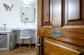 Kapodistrias Hotel - Image 5