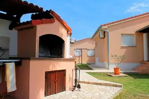 House Katja Sisan - Image 2