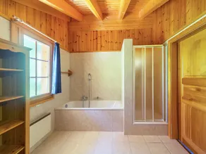 Comfortable Holiday Home With Fireplace in Vex - Image 3