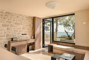 Sea Whisper House - Image 2