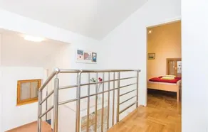 Three-Bedroom Holiday Home In Krusevo - Image 5