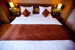Top Rooms Aparthotel - Image 4