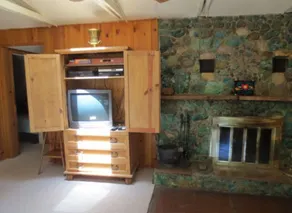 Ponderosa Cabin - Image 2
