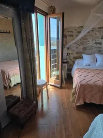 Hostal Temático El Peñón - Image 5