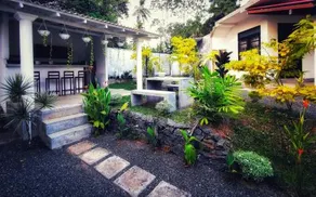 Spotlight Villa - Image 2