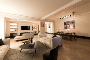 City Luxury 3BR Prime Location - Image 3