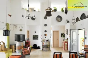 Tabor Land Guest House - Image 2