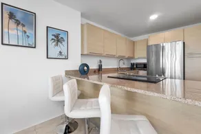 Otium Rentals Upscale Beach Family Oasis - Image 5