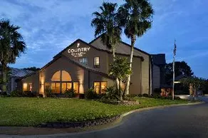 Country Inn & Suites by Radisson Kingsland GA - Image 1