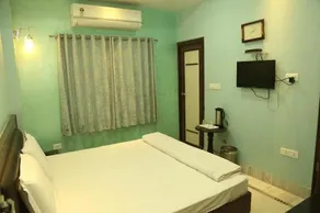 New Golden Palace - Image 4
