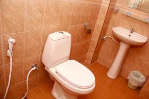 Nilmini Holiday Resort - Image 3