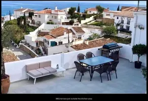 Modern Villa Infinity Pool. Best views in Nerja - Image 3