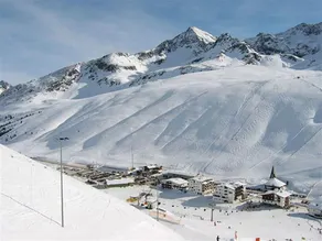 Sun & Snow in Kuhtai - Image 3