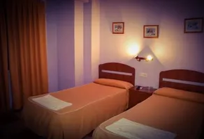 Hostal Tarifa - Image 3
