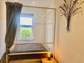 Market Place Retreat in Nottingham - Image 3