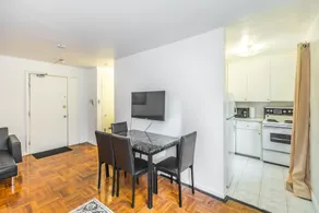 Toronto Furnished Living - Image 3
