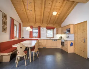 Restful Chalet in Wald-Königsleiten near Ski Bus - Image 2